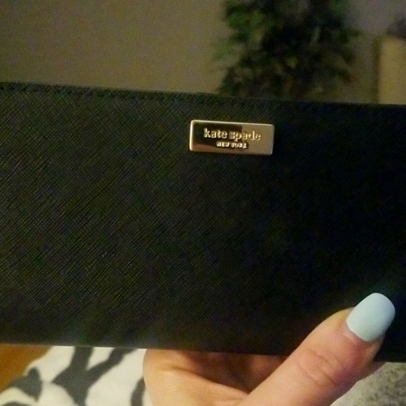 Kate spade Wallet - Picture 1 of 4